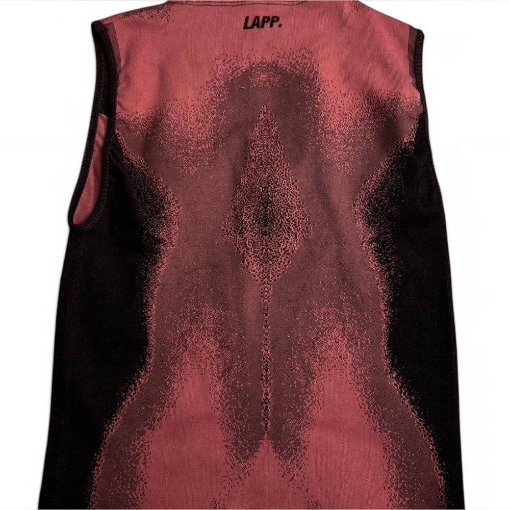 LAPP Brand Top - Picture 2 of 3